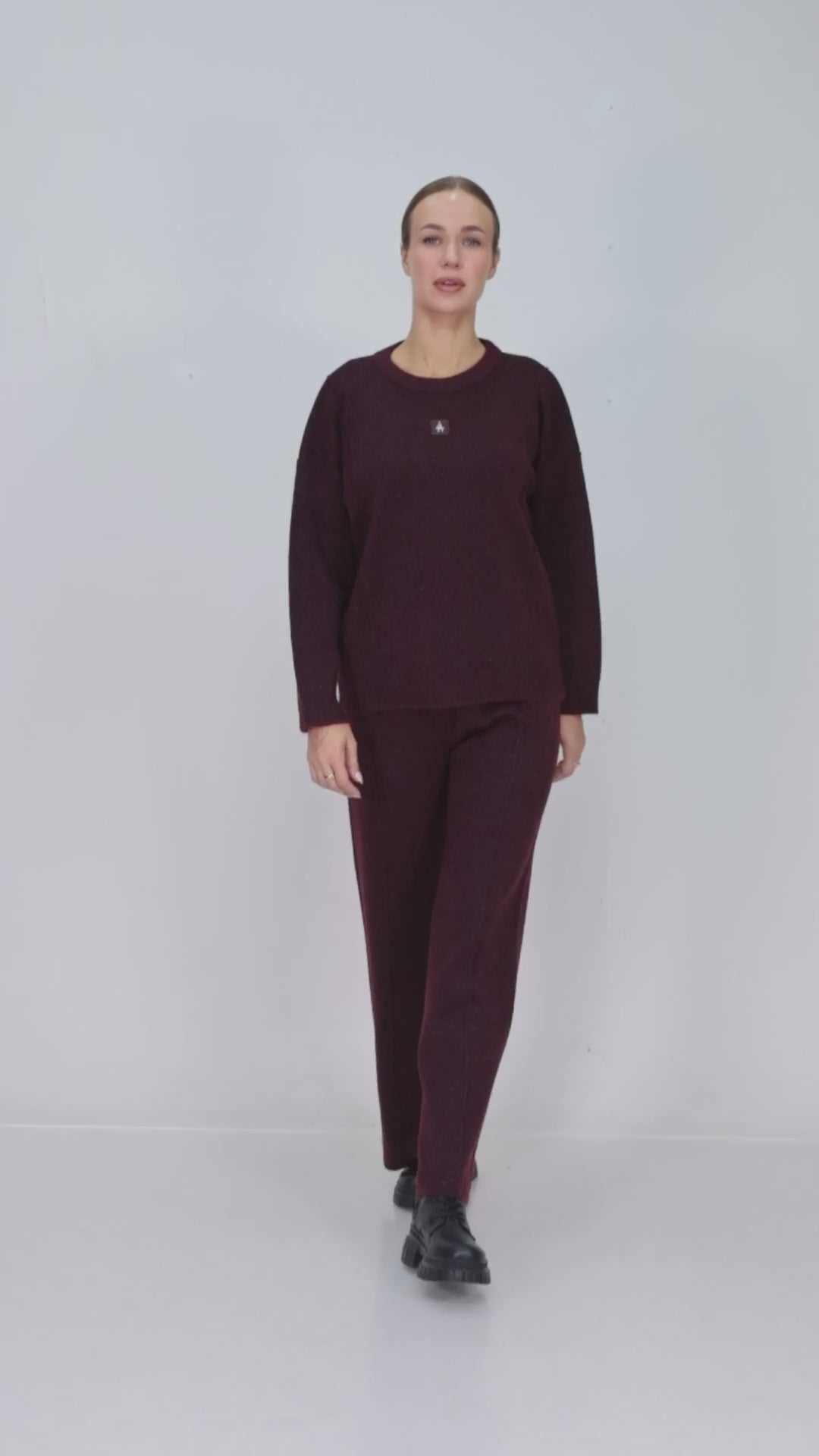 ZIQUES Chest-Emblem Wide-Leg Knit Co-ord Set in Burgundy