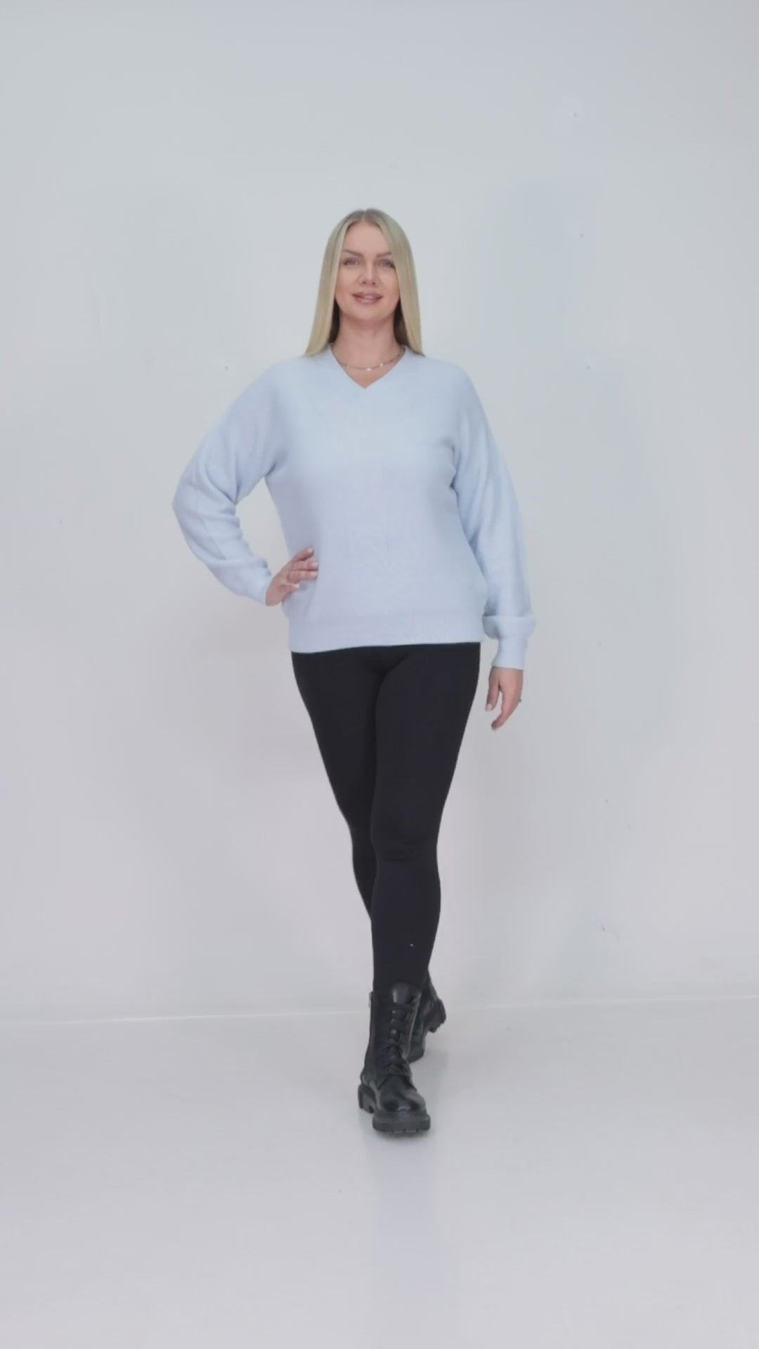 ZIQUES Ice Blue Chevron Textured V-Neck Knit Sweater